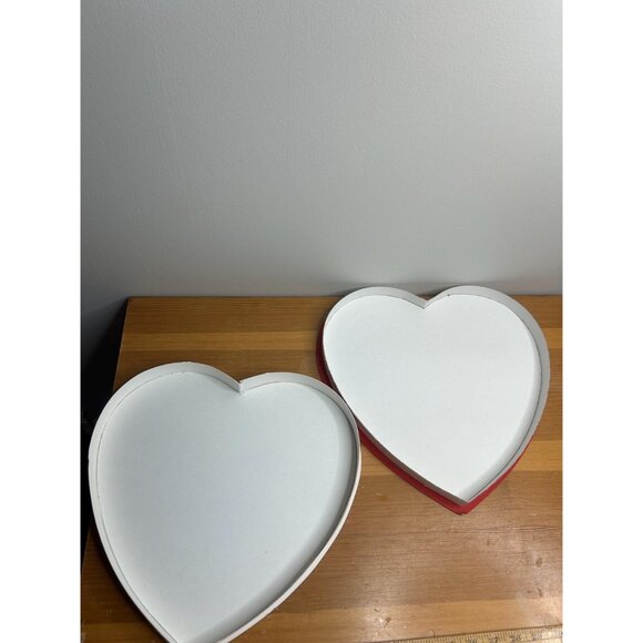 Vintage Valentine’s day empty chocolate heart box gift packaging man and women - Picture 3 of 5
